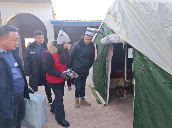 裸聊直播
学子马婧：在抗震救灾一线闪耀的青春力量